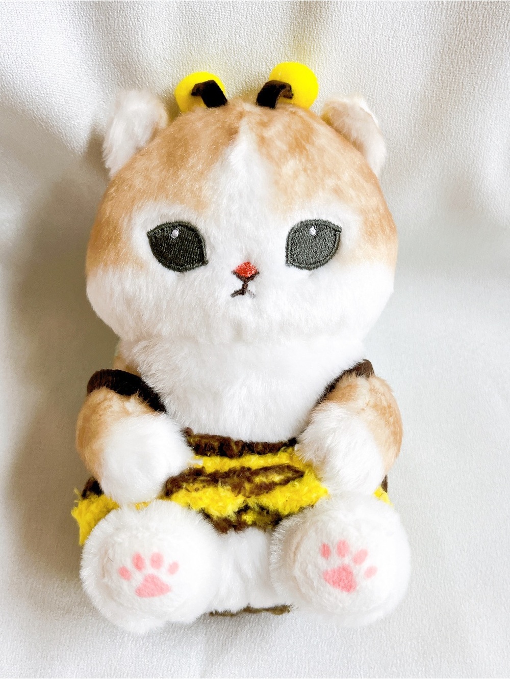 NWOT Mofusand Kitty Cat in Honey Bee Costume Sitting Mascot Plush Doll